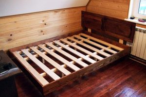 Ремонт деревянных кроватей в Среднеуральске